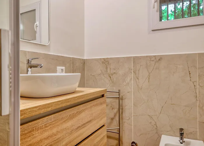 Niccolini Sarpi Food&design Modern In Chinatown Appartement *