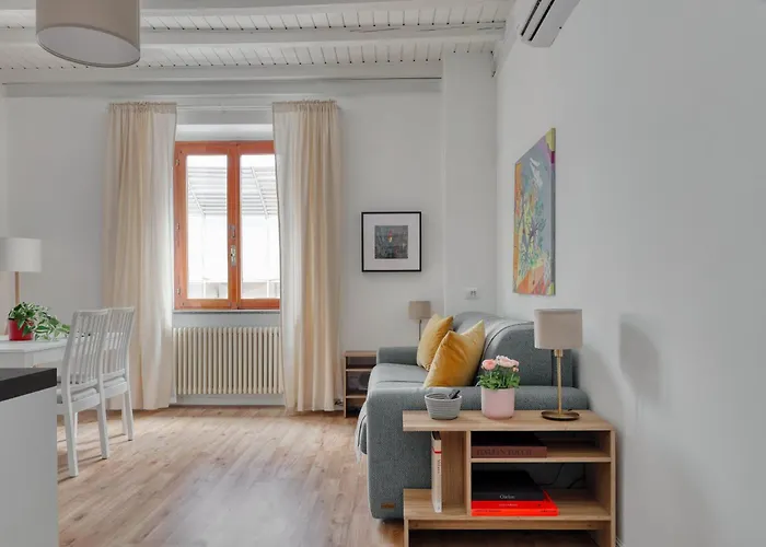 Niccolini Sarpi Food&design Modern In Chinatown Appartement Milaan