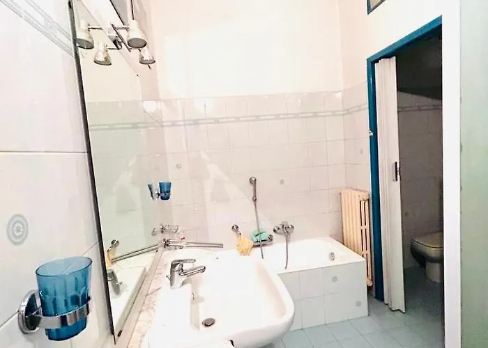 Navigli Very Big With Balcony شقة