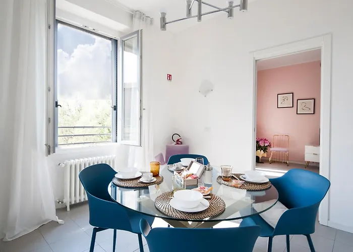 Santa Maria Square View - Family Appartement Milaan