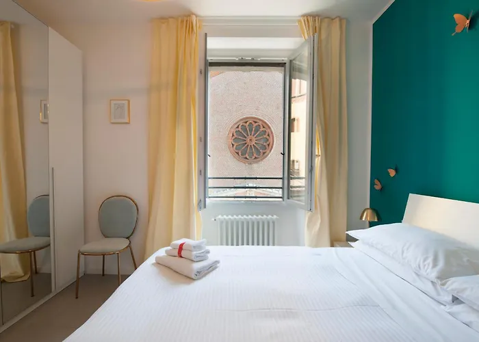 Santa Maria Square View - Family Μιλάνο