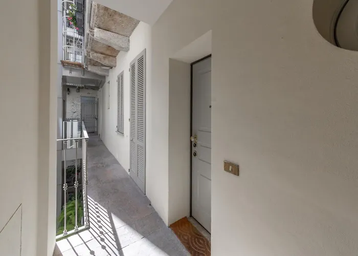 דירה Brera In The Heart Of מילאנו