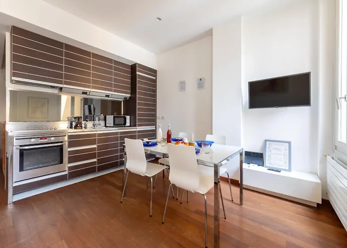 Brera In The Heart Of דירה מילאנו