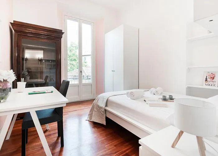 Easylife - - Crema 1 - Porta Romana Milánó