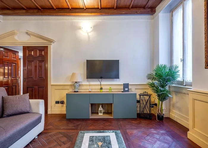 Exclusive 4 Bedrooms Near Duomo Apartmán Milán