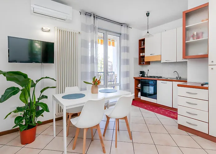 Apartamento Isola-centrale 15 Minuti Dal Duomo M5 Milão