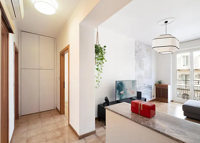 Homemi Sant'ambrogio Ii Milão