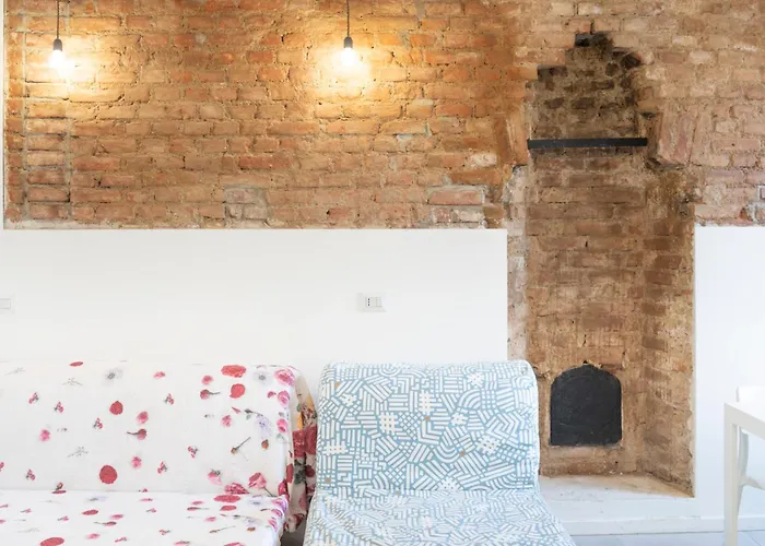 Mo92 Loreto- Duomo Bright アパート