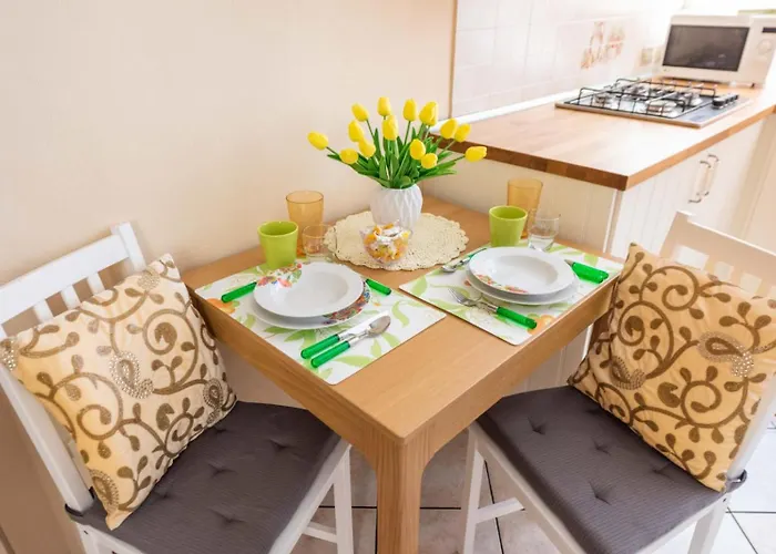 Youhosty - Archinto 6 Milán