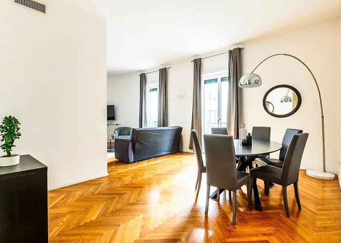 Exclusive 3 Bedrooms Near Duomo Apartamento *