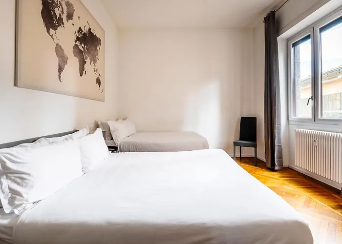 Exclusive 3 Bedrooms Near Duomo Apartment