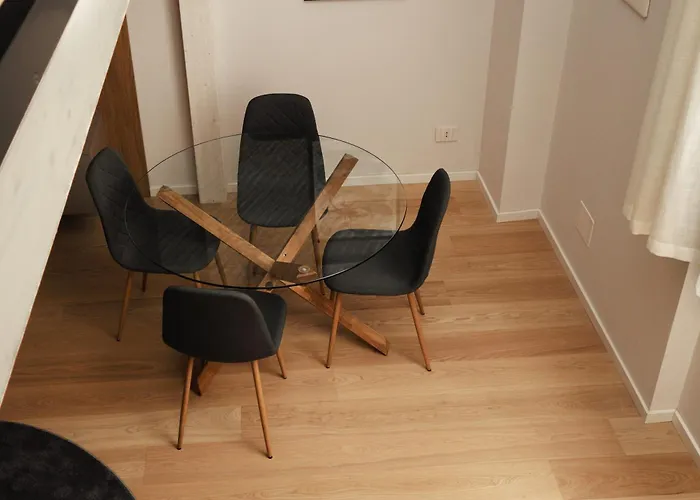 Apartamento Cenisio 23 Milão