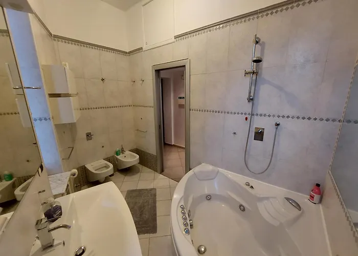 Confortable Flat Near Pz Firenze Appartement Milaan