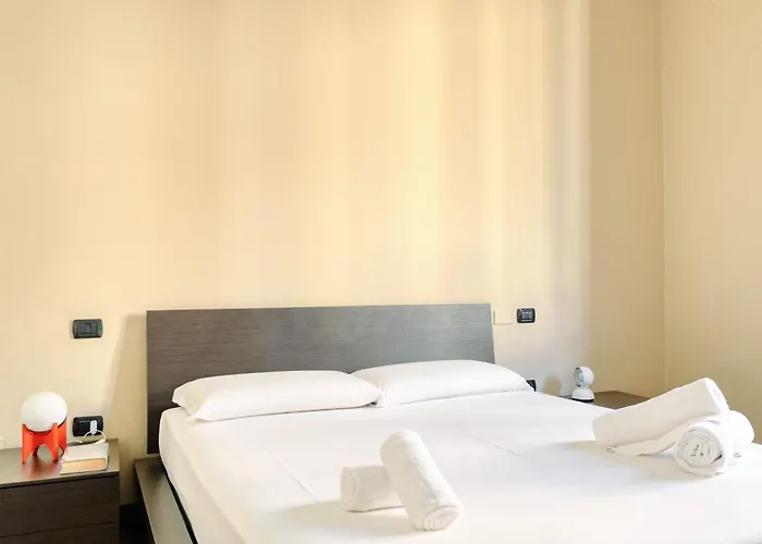 Joivy Inviting 1br Flat Near Citylife District * Mediolan