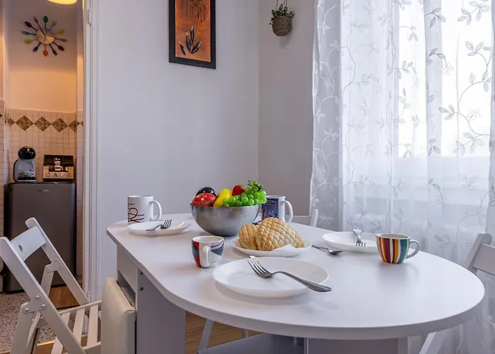 Duomo - San Siro House Con Netflix, Wi-fi Lägenhet