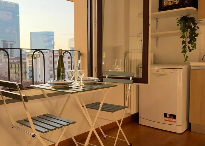 아파트 Attico Con Balcone In Centro A Isola *