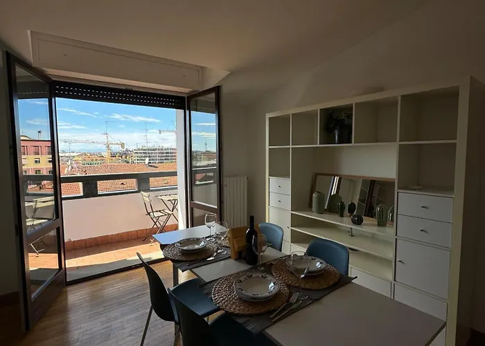 Isola- Attico Con Balcone *