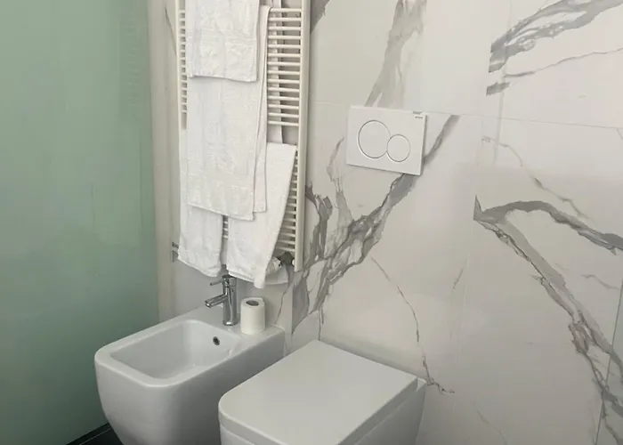 Private Garden Apartment, Navigli, 24h Security Appartement Milan