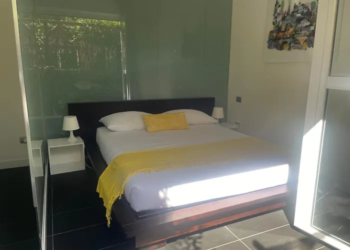 Private Garden Apartment, Navigli, 24h Security Appartement