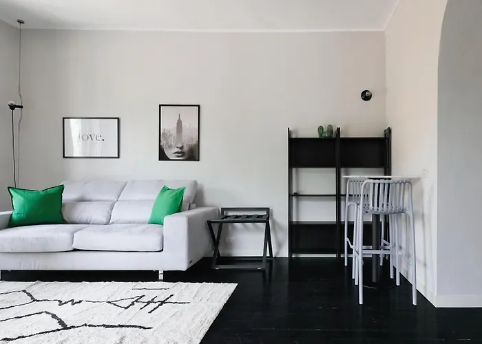 Just Urban - Stylish And Spacious 90 Sqm Flat - 5 Min To M1 And M2 * Mailand