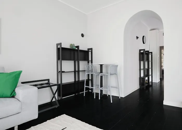 Just Urban - Stylish And Spacious 90 Sqm Flat - 5 Min To M1 And M2 * Mailand