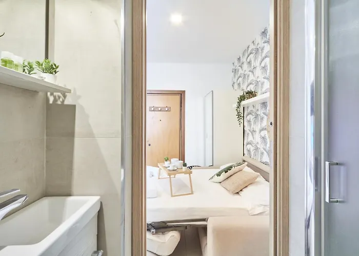 Easylife - - Muratori 10 - Porta Romana Milán