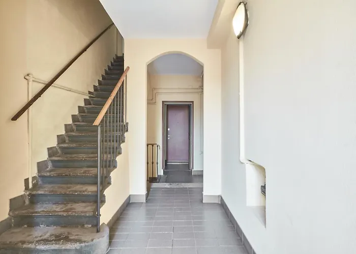 Easylife - - Muratori 10 - Porta Romana *