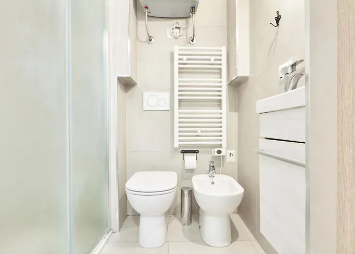 Easylife - - Muratori 10 - Porta Romana