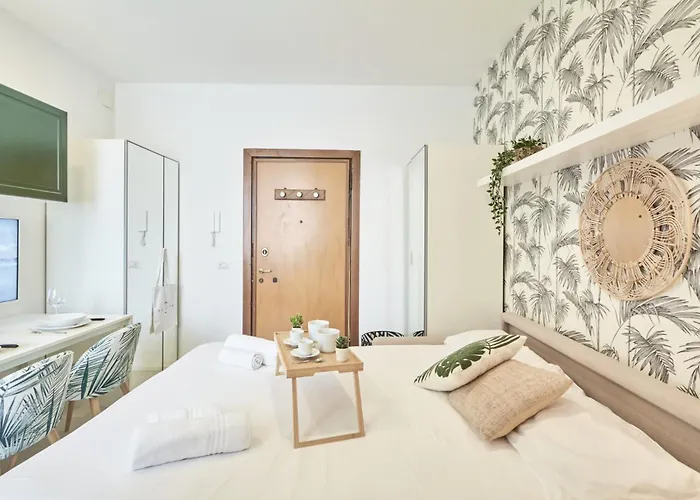 Easylife - - Muratori 10 - Porta Romana *