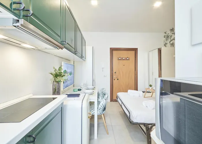 Easylife - - Muratori 10 - Porta Romana