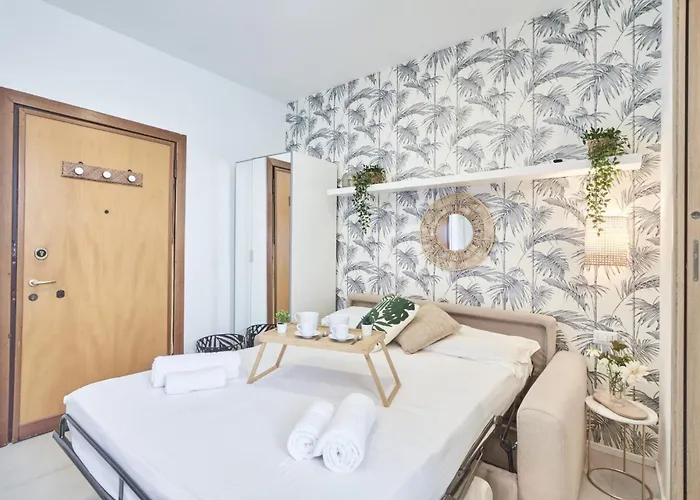 Easylife - - Muratori 10 - Porta Romana