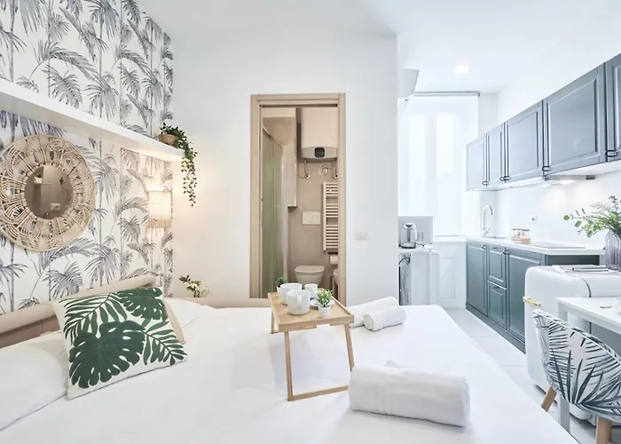 Easylife - - Muratori 10 - Porta Romana Lejlighed
