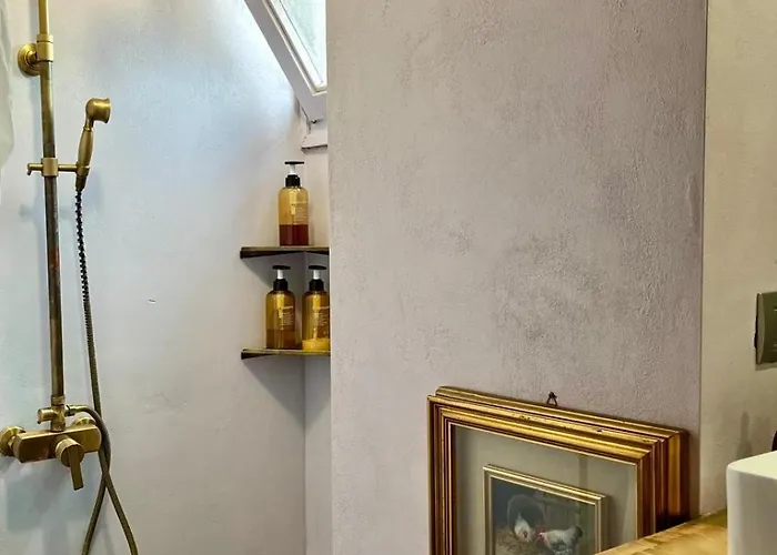 Charming And Design Attic Loft In Coolest Area Navigli Ticinese 밀라노