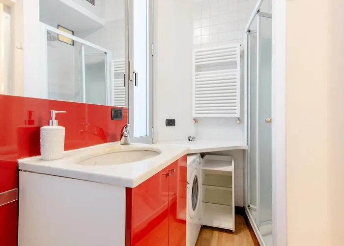 Stayeasy Moscova Terrace - Near Brera & Garibaldi