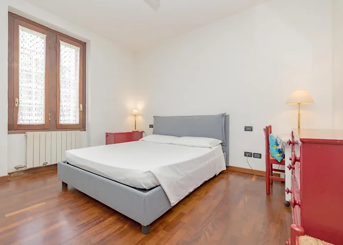 Comfortable Typical Old Style *