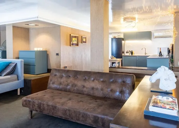 Appartamento Attico Di Lusso Con Terrazzo A 10 Minuti Dal Duomo Milano