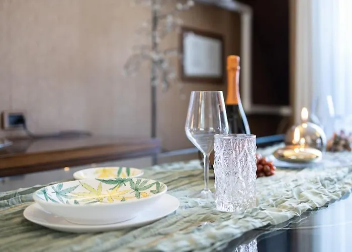 Appartamento Attico Di Lusso Con Terrazzo A 10 Minuti Dal Duomo *