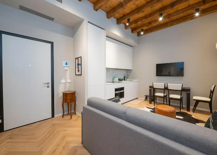 Apartman Xenia - Modern In Sant'ambrogio Milánó