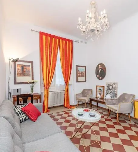 La Casa Di Ross * מילאנו