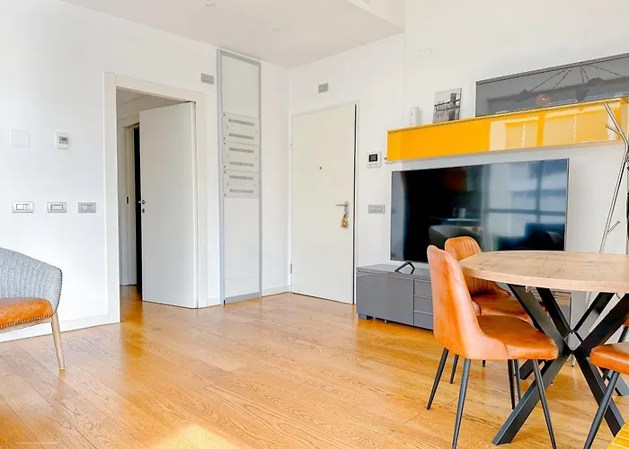 Daire Capelli 2 - Corso Milano