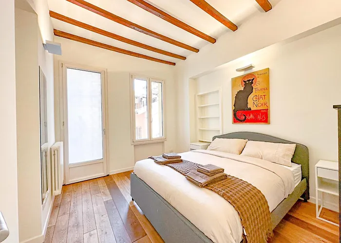 Montenapoleone Luxury