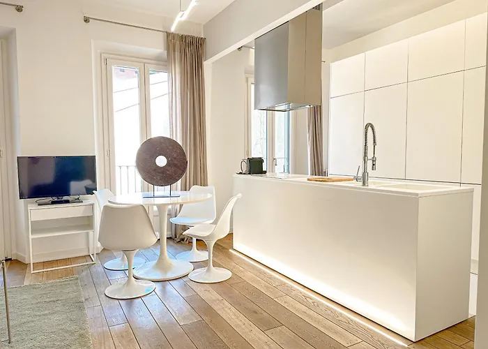 Apartment Montenapoleone Luxury *