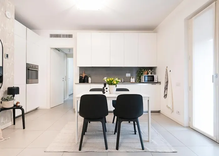 Apartamento Easylife - - Niccolini 37 - Moscova