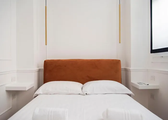 Youhosty - Mascagni 20 Milán