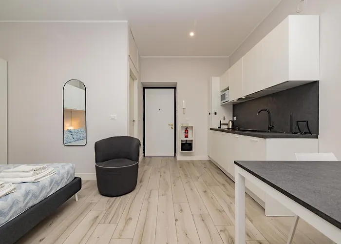 Arco Della Pace Modern * Milano