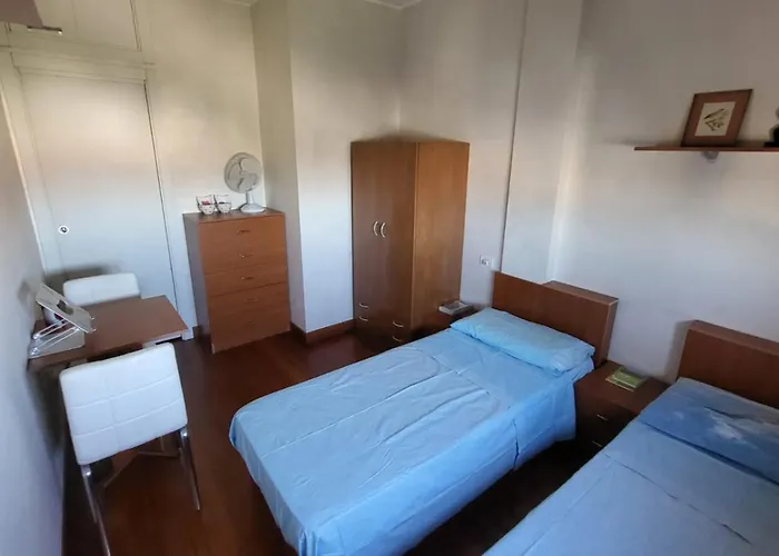 - Doppia Con Bagno Privato In Stupendo Attico Con Vista Mozzafiato 밀라노