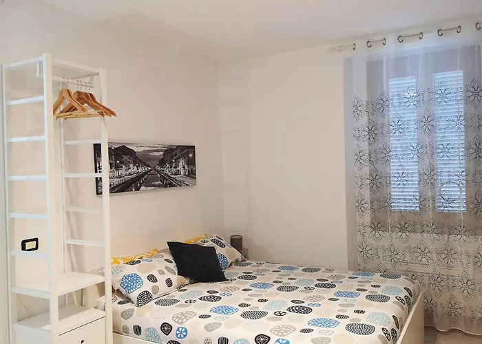 Lovely Flat Naviglio Grande Apartmán *