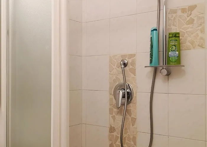 Lovely Flat Naviglio Grande Apartment