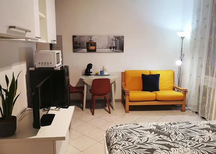 아파트 Lovely Flat Naviglio Grande *