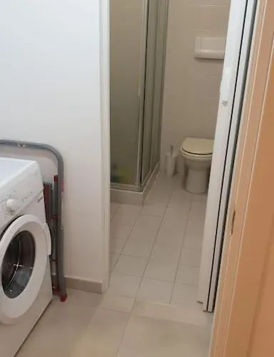 Garden Flat In Navigli Zone דירה